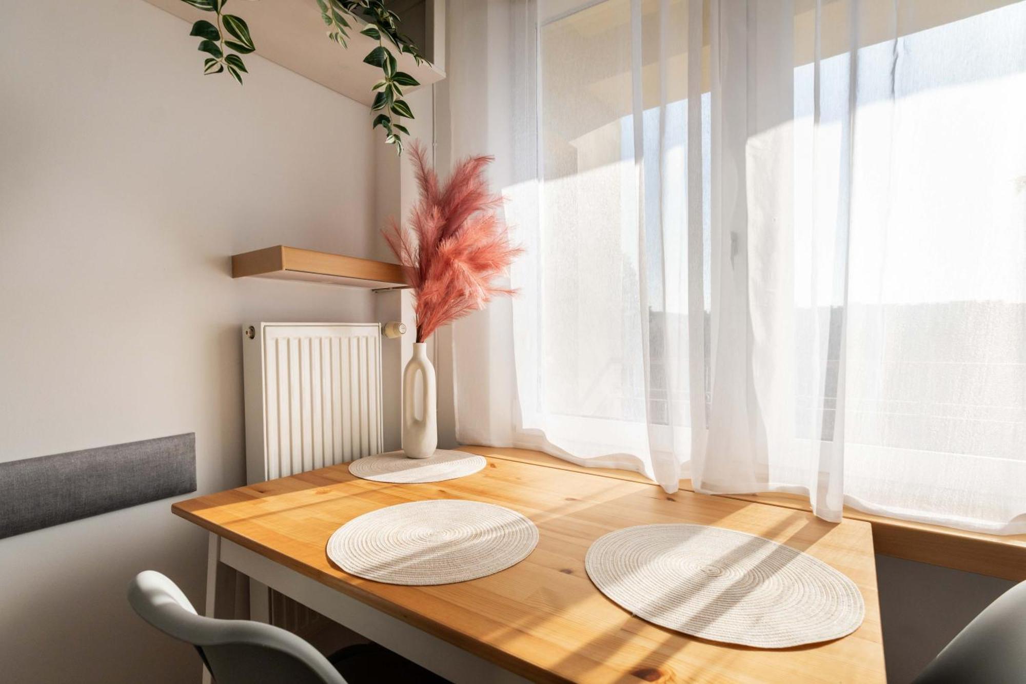 Jonagold Apartment Metro Raclawicka Varşova Dış mekan fotoğraf