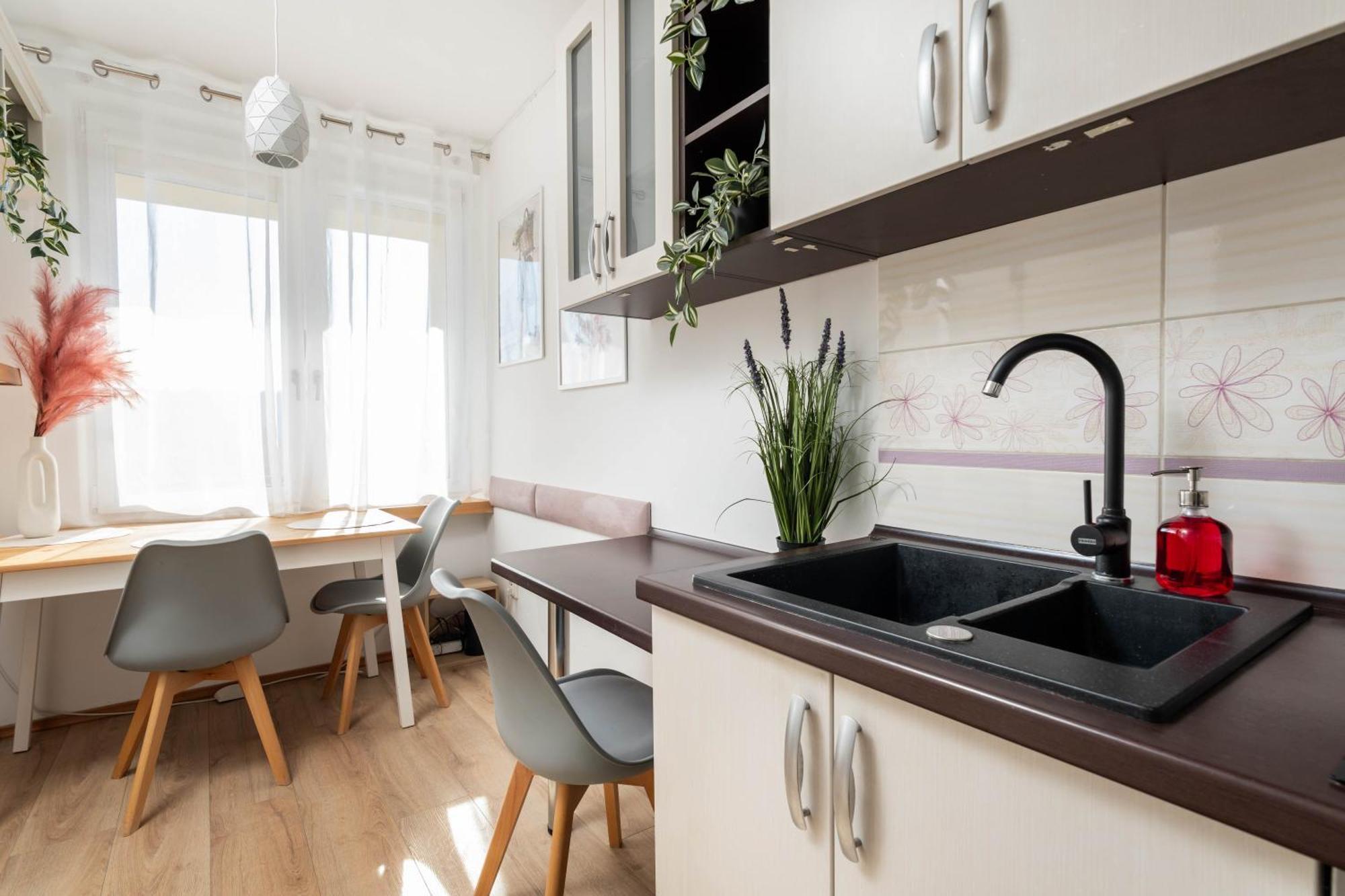 Jonagold Apartment Metro Raclawicka Varşova Dış mekan fotoğraf